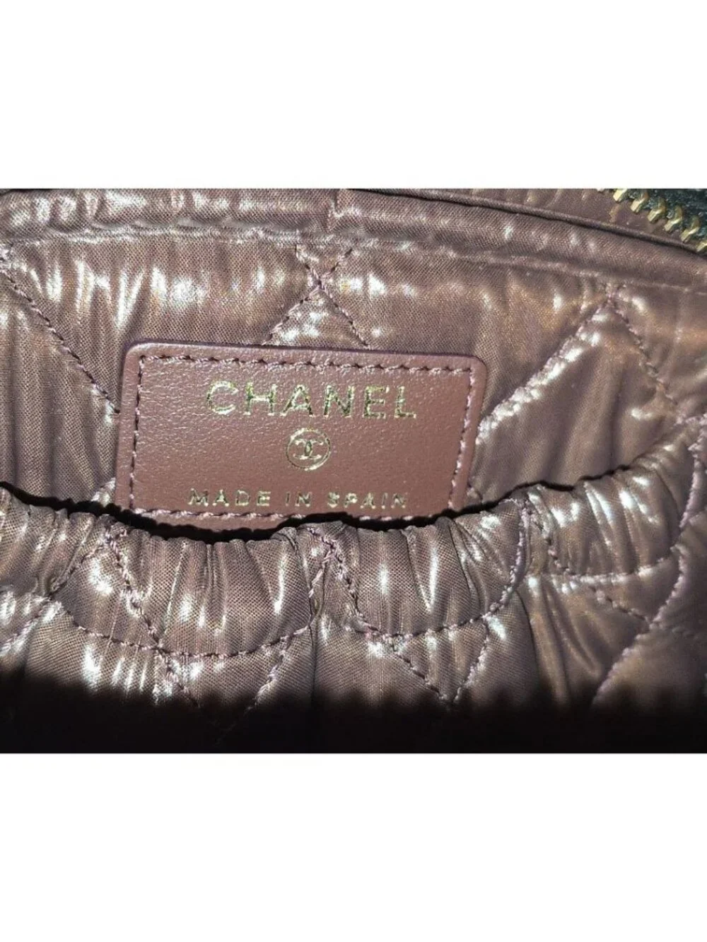 CHANEL authentic classic